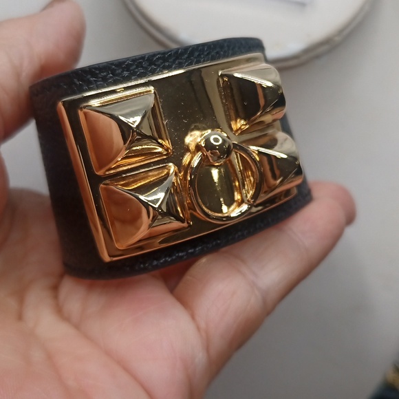 Leather cuff bracelet studs and ring - Picture 3 of 4